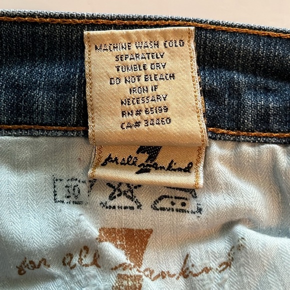 7 For All Mankind Flare Low Rise Size 29 - Picture 13 of 16